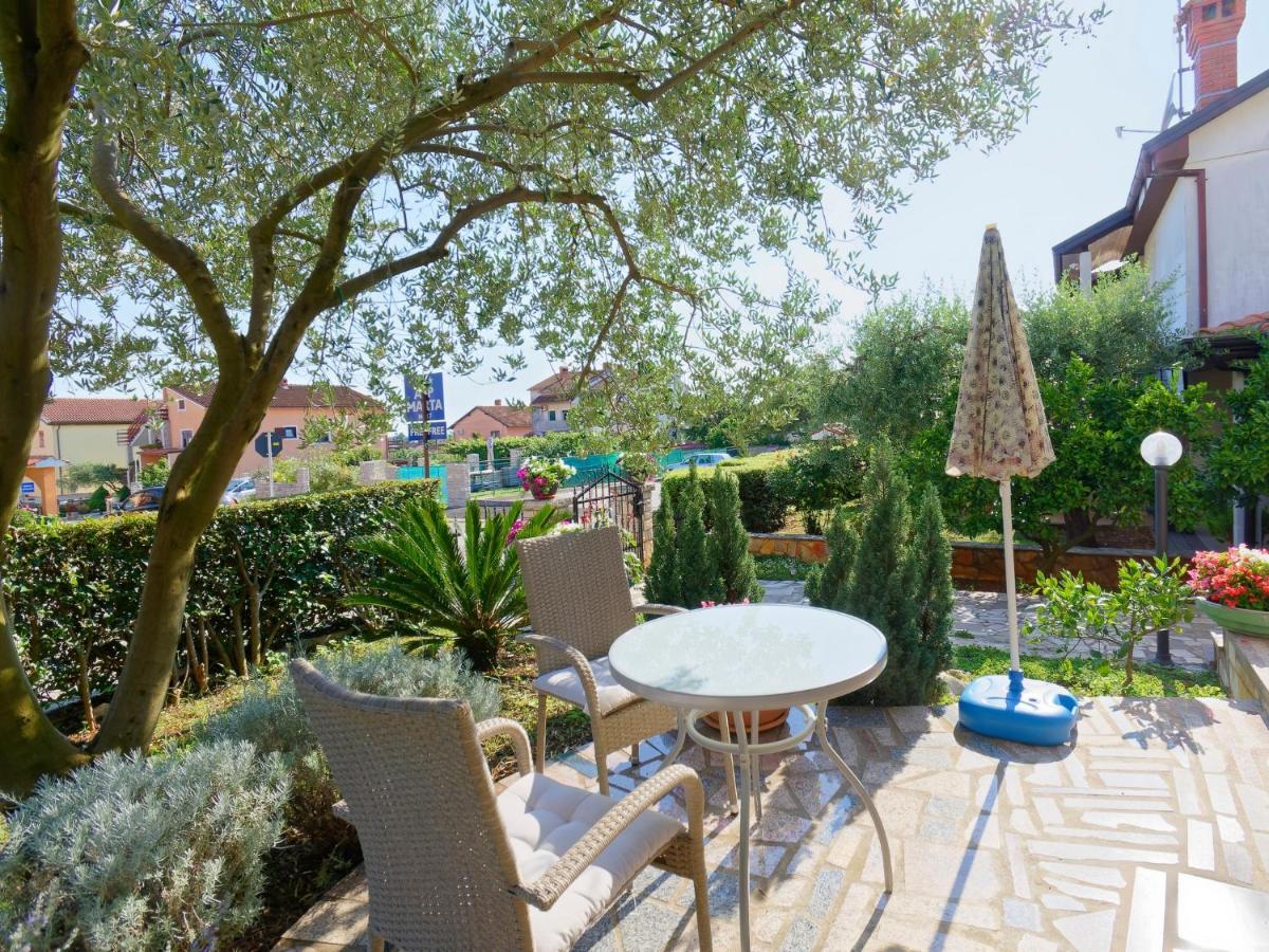 Apartments Marta By Rent Istria Novigrad Istria Extérieur photo