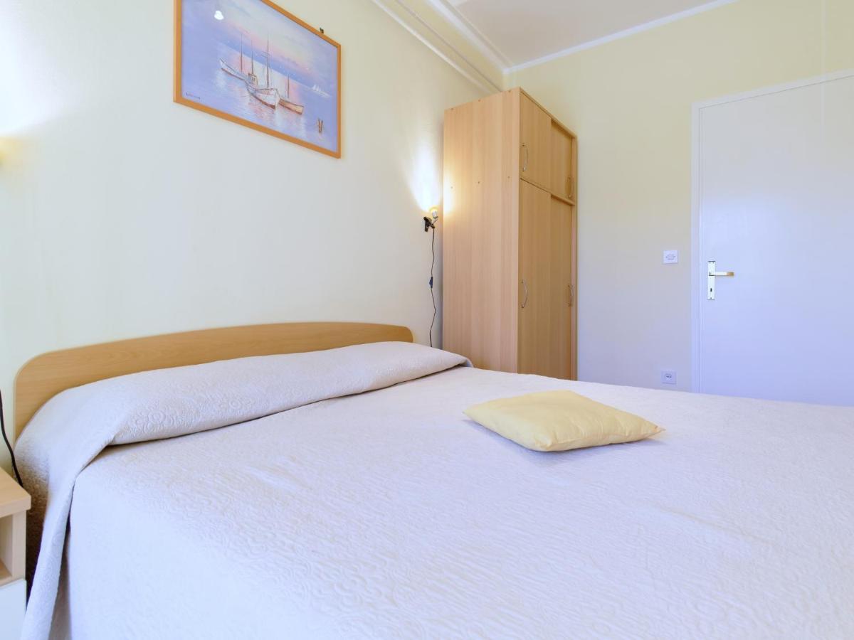 Apartments Marta By Rent Istria Novigrad Istria Extérieur photo